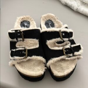 Cozy Black and Cream Kids' Furry Sandals